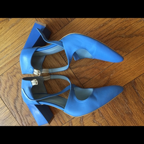 Handcrafted polish leather cross heel - Picture 3 of 4